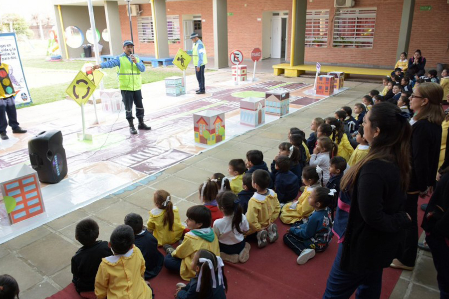 Refuerzan la formación en escuelas para prevenir siniestros viales