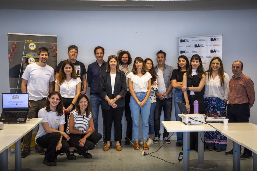 Periodistas y comunicadores participan de un workshop sobre movilidad responsable