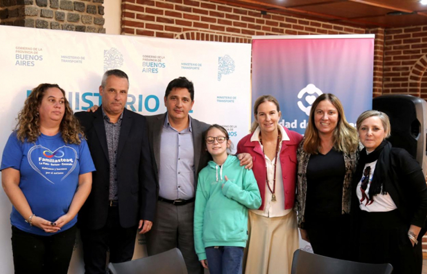 Por una mejor accesibilidad de autistas en el transporte público