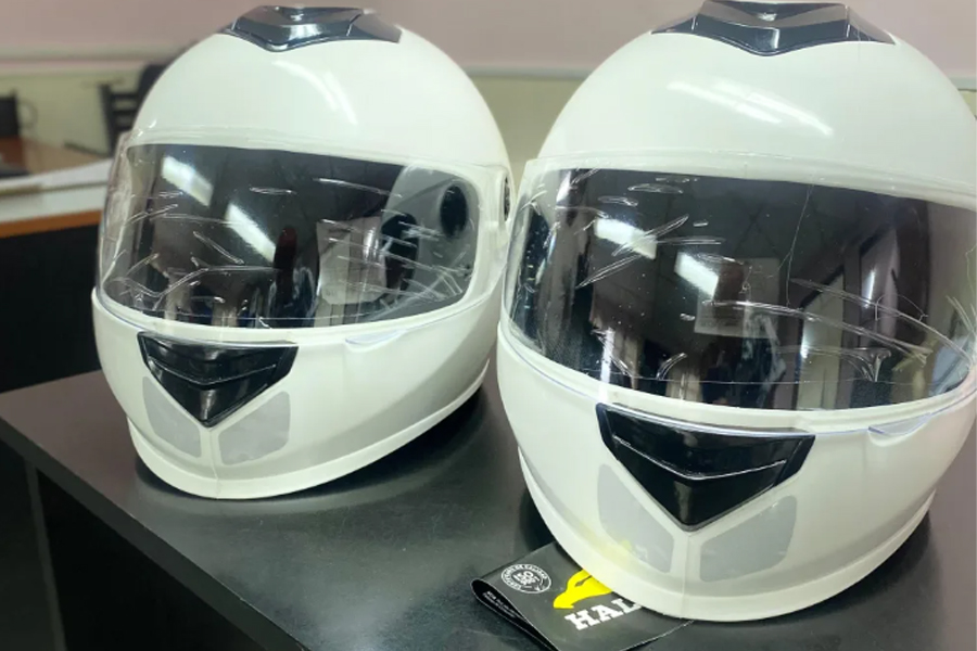 Entregará 200 cascos a estudiantes y trabajadores de Salta