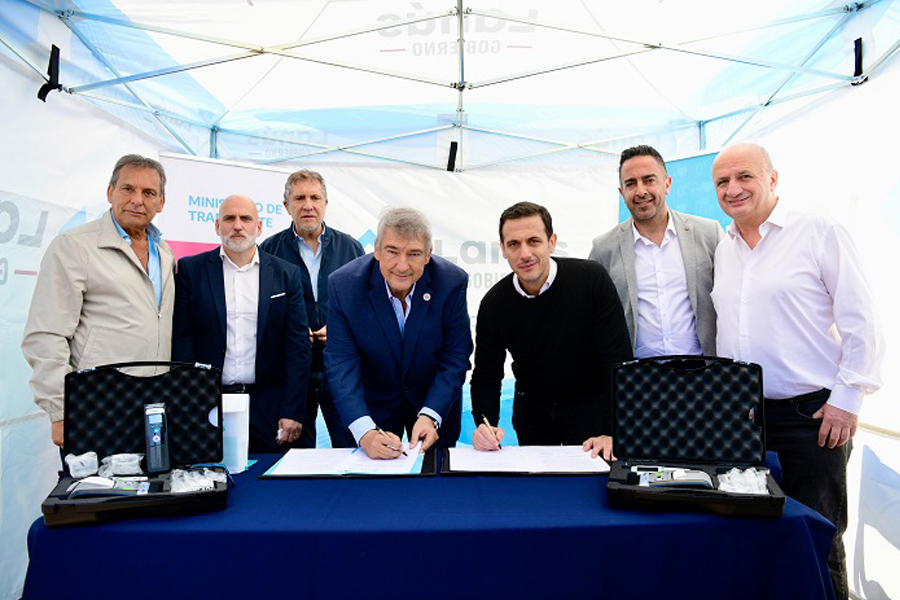 Entregan en Lanús materiales para la prevención de siniestros 