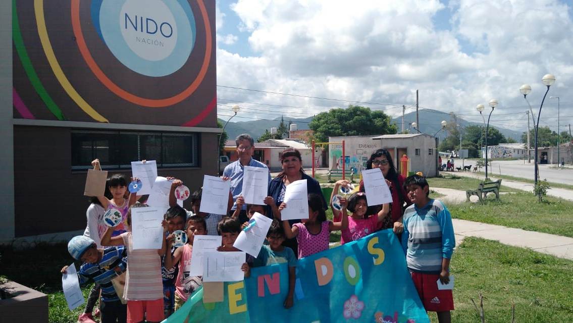 Con actividades lúdicas, enseñan a los niños de Salta normas de cuidado vial