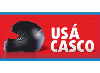 Regalan cascos por tramitar licencia de  motovehículos