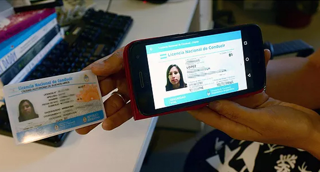 Falta capacitar a los agentes para que se aplique la nueva Licencia de Conducir digital